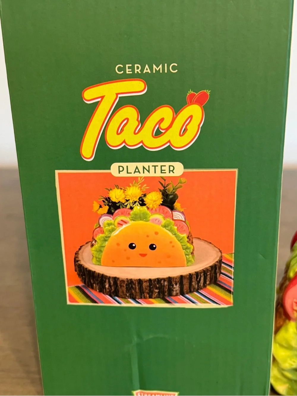 Streamline ceramic taco